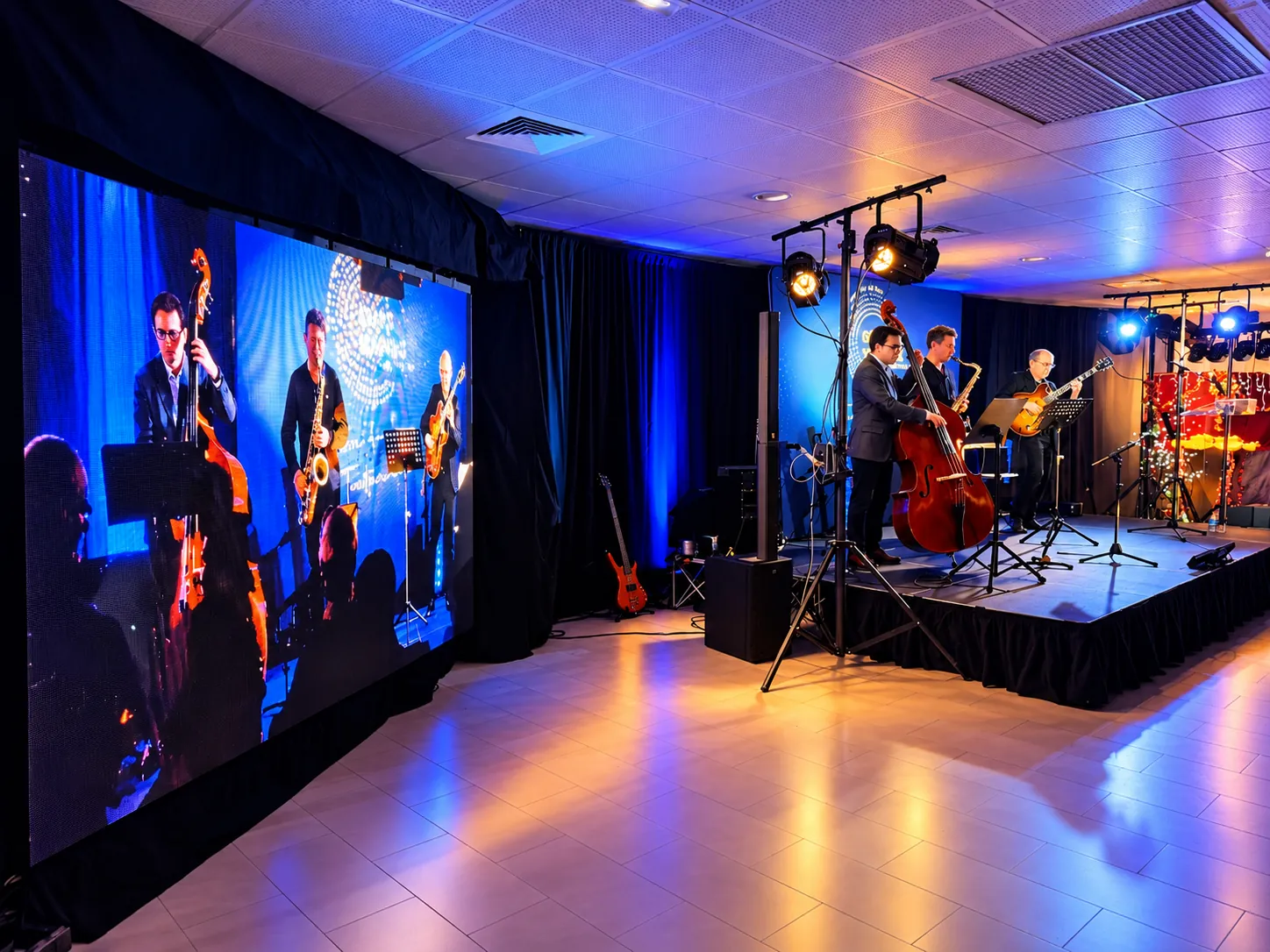 Mur LED intérieur diffusant un concert